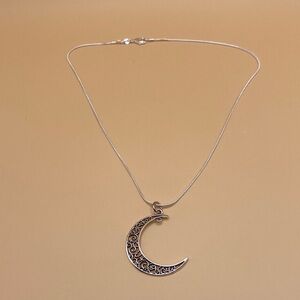 Elegant Silver Crescent Moon Necklace